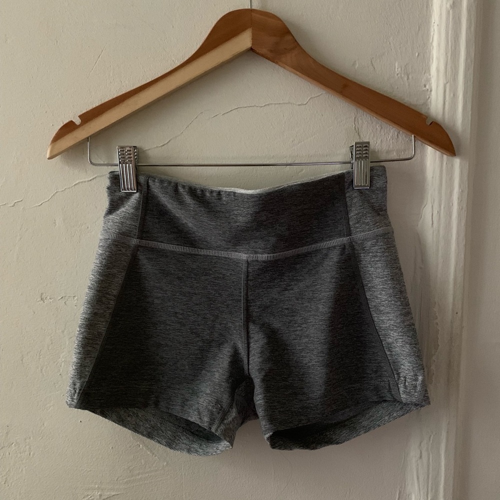 OUTDOOR VOICES Two Tone Shorts
